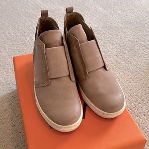 The Miz Mooz Laurent sneaker in rose